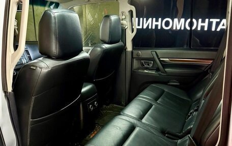Mitsubishi Pajero IV, 2008 год, 1 835 000 рублей, 12 фотография