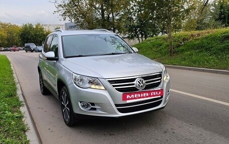 Volkswagen Tiguan I, 2011 год, 1 150 000 рублей, 2 фотография