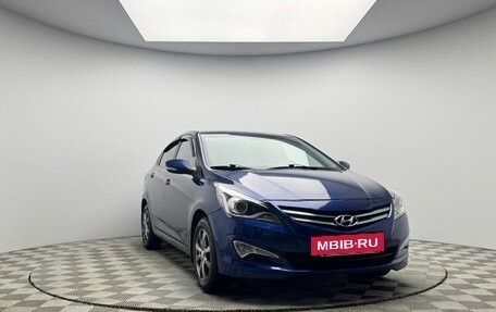 Hyundai Solaris II рестайлинг, 2015 год, 1 150 000 рублей, 3 фотография