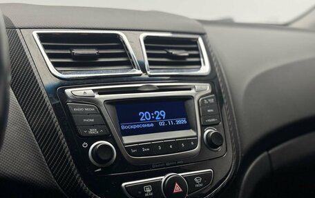 Hyundai Solaris II рестайлинг, 2015 год, 1 150 000 рублей, 16 фотография