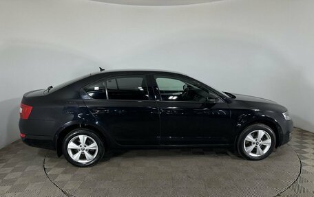 Skoda Octavia, 2017 год, 1 700 000 рублей, 4 фотография