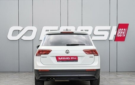 Volkswagen Tiguan II, 2018 год, 2 250 000 рублей, 4 фотография