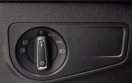 Volkswagen Tiguan II, 2018 год, 2 250 000 рублей, 20 фотография