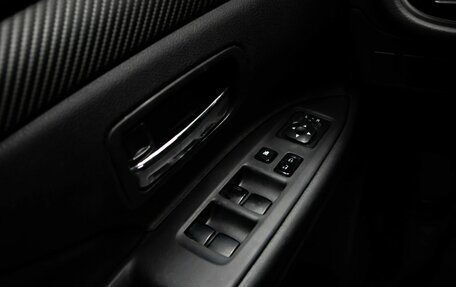 Mitsubishi Outlander III рестайлинг 3, 2013 год, 967 000 рублей, 13 фотография