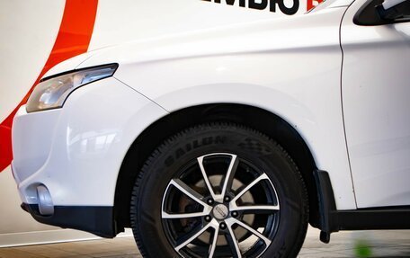 Mitsubishi Outlander III рестайлинг 3, 2013 год, 967 000 рублей, 26 фотография