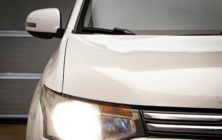 Mitsubishi Outlander III рестайлинг 3, 2013 год, 967 000 рублей, 24 фотография