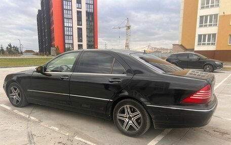 Mercedes-Benz S-Класс, 2005 год, 630 000 рублей, 1 фотография