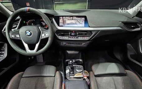 BMW 1 серия, 2020 год, 1 918 000 рублей, 7 фотография