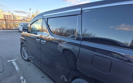 Toyota Vellfire II, 2017 год, 3 800 000 рублей, 13 фотография