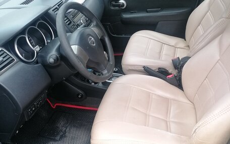 Nissan Tiida, 2010 год, 650 000 рублей, 5 фотография