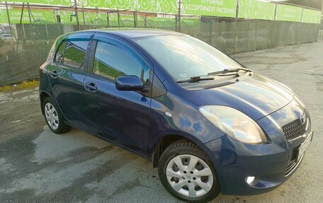 Toyota Yaris III рестайлинг, 2006 год, 445 000 рублей, 5 фотография