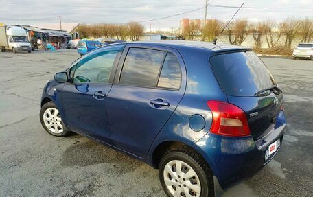 Toyota Yaris III рестайлинг, 2006 год, 445 000 рублей, 4 фотография