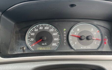 Toyota Corolla, 2005 год, 650 000 рублей, 9 фотография