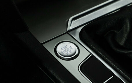 Volkswagen Passat B8 рестайлинг, 2017 год, 1 499 777 рублей, 18 фотография