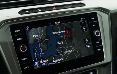 Volkswagen Passat B8 рестайлинг, 2017 год, 1 499 777 рублей, 15 фотография