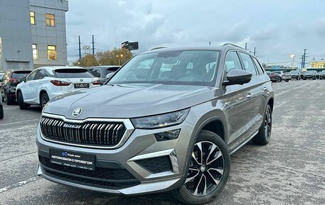 Skoda Kodiaq I, 2023 год, 3 950 000 рублей, 3 фотография
