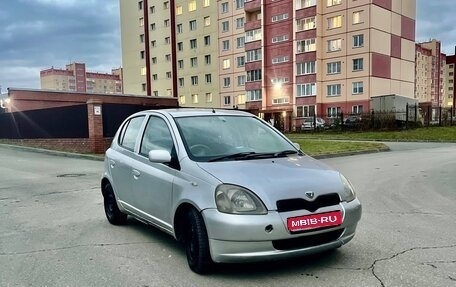 Toyota Vitz, 2000 год, 320 000 рублей, 1 фотография