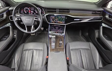 Audi A6, 2021 год, 3 950 001 рублей, 8 фотография