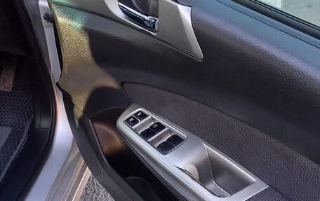 Subaru Exiga, 2008 год, 925 000 рублей, 21 фотография