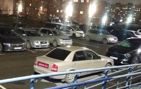 Mazda Familia, 2000 год, 280 000 рублей, 1 фотография