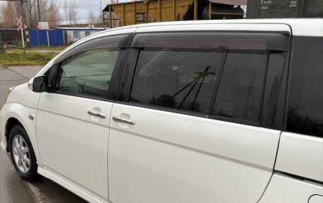 Toyota ISis I, 2011 год, 1 200 000 рублей, 3 фотография