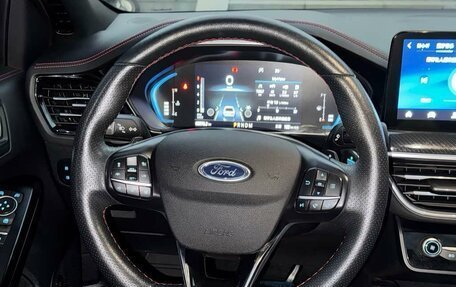 Ford Focus IV, 2022 год, 1 540 000 рублей, 2 фотография