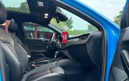 Ford Focus IV, 2022 год, 1 540 000 рублей, 10 фотография