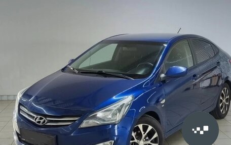 Hyundai Solaris II рестайлинг, 2016 год, 800 000 рублей, 1 фотография