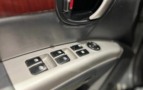 Hyundai Santa Fe III рестайлинг, 2006 год, 830 000 рублей, 15 фотография