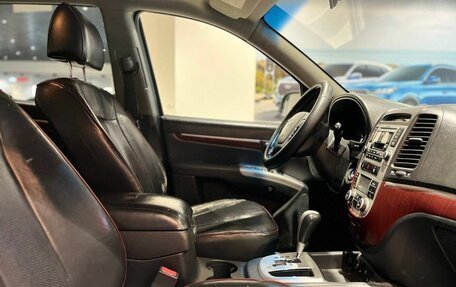 Hyundai Santa Fe III рестайлинг, 2006 год, 830 000 рублей, 17 фотография