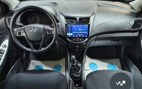 Hyundai Solaris II рестайлинг, 2016 год, 800 000 рублей, 6 фотография