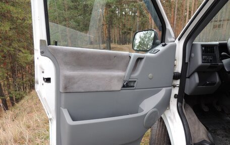 Volkswagen Multivan T4, 1993 год, 1 200 000 рублей, 9 фотография