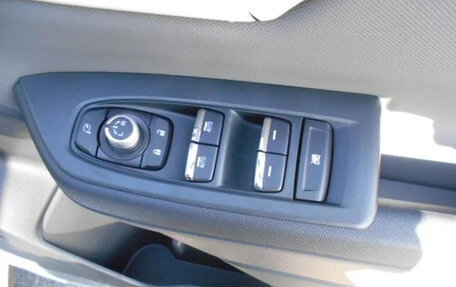 Subaru Forester, 2025 год, 4 000 000 рублей, 22 фотография