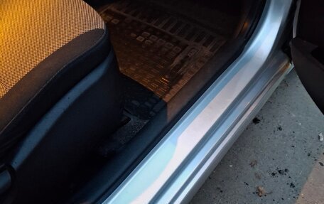 Hyundai Solaris II рестайлинг, 2011 год, 830 000 рублей, 6 фотография