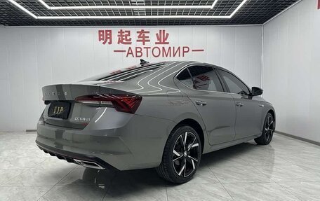 Skoda Octavia IV, 2022 год, 2 100 000 рублей, 3 фотография