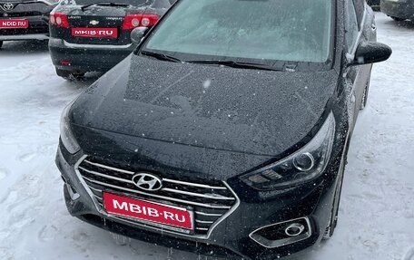 Hyundai Solaris II рестайлинг, 2017 год, 1 240 000 рублей, 1 фотография