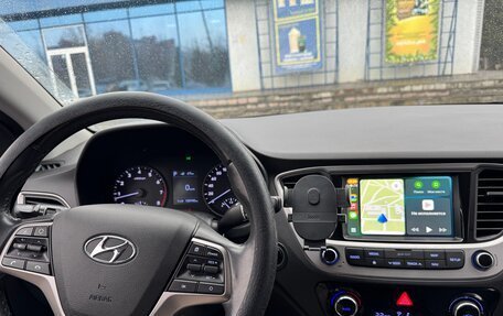 Hyundai Solaris II рестайлинг, 2017 год, 1 240 000 рублей, 4 фотография