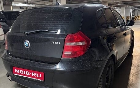 BMW 1 серия, 2011 год, 750 000 рублей, 3 фотография