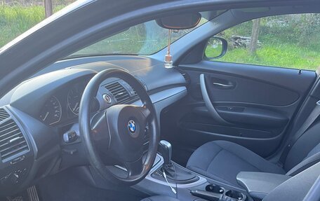 BMW 1 серия, 2011 год, 750 000 рублей, 10 фотография