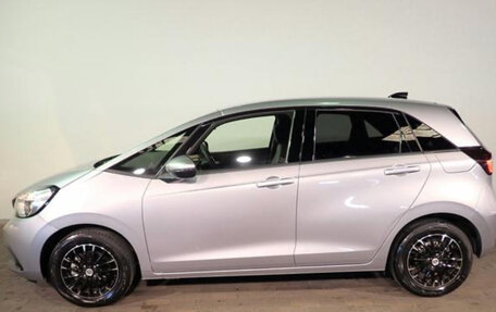 Honda Fit, 2021 год, 930 000 рублей, 6 фотография