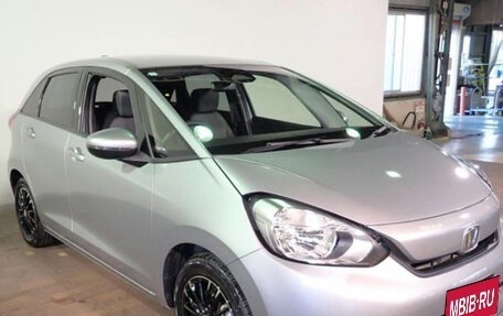 Honda Fit, 2021 год, 930 000 рублей, 3 фотография