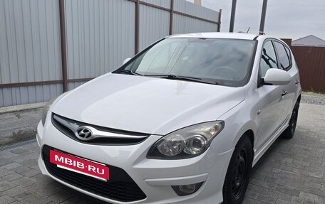 Hyundai i30 I, 2010 год, 800 000 рублей, 2 фотография