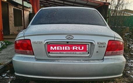 Hyundai Sonata IV рестайлинг, 2005 год, 240 000 рублей, 5 фотография