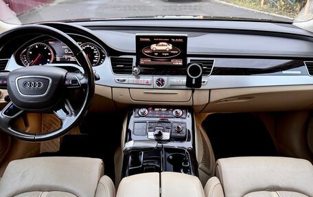 Audi A8, 2015 год, 3 300 000 рублей, 13 фотография