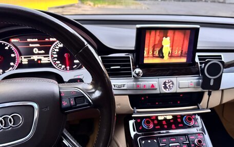 Audi A8, 2015 год, 3 300 000 рублей, 10 фотография