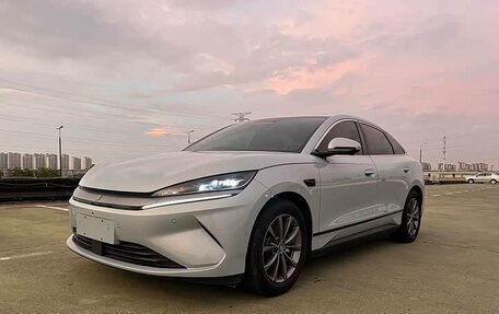 BYD Qin, 2025 год, 2 150 000 рублей, 1 фотография