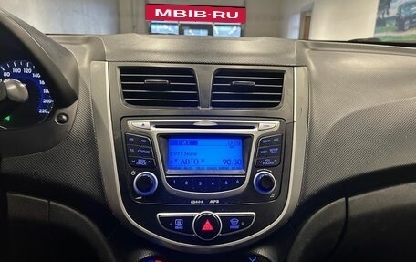 Hyundai Solaris II рестайлинг, 2012 год, 599 000 рублей, 10 фотография