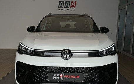 Volkswagen Tiguan, 2025 год, 4 990 000 рублей, 3 фотография