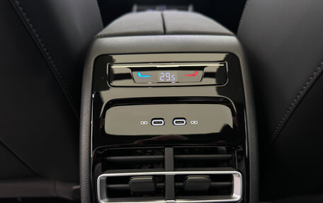 Volkswagen Tiguan, 2025 год, 4 990 000 рублей, 14 фотография