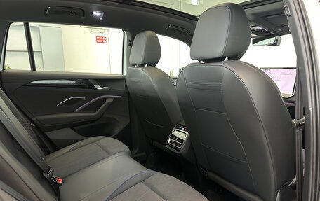 Volkswagen Tiguan, 2025 год, 4 990 000 рублей, 16 фотография